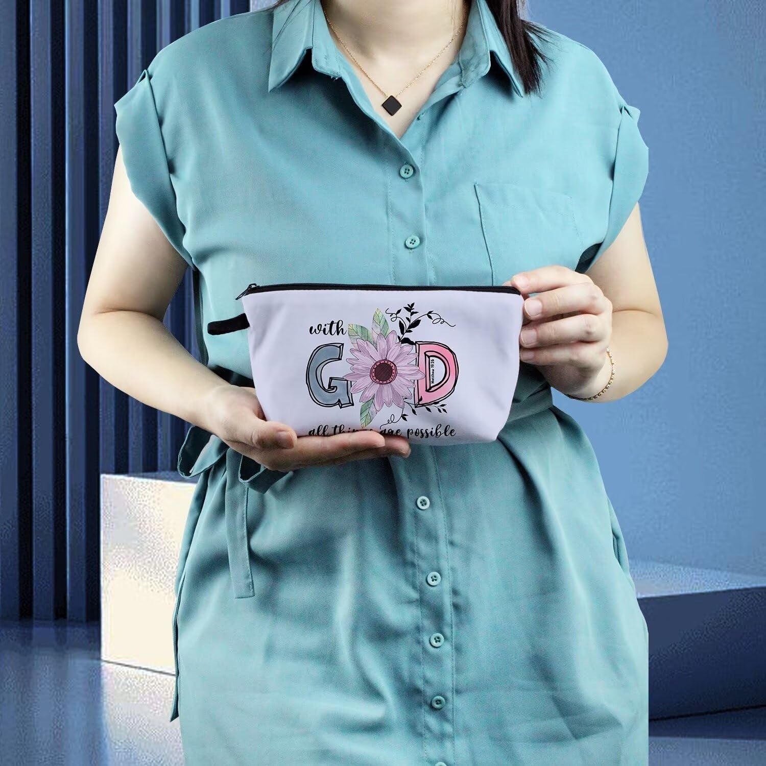 Bible Quotes Makeup Bag Small Organizer Zipper Pouch with God All Things Are Possible Cosmetic Bag Christian Present for Women Friends