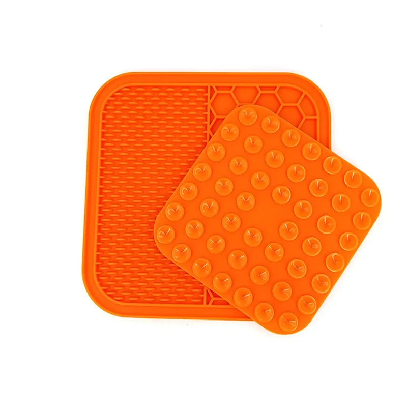 Silicone Dog Lick Pad to Help with Bath Time